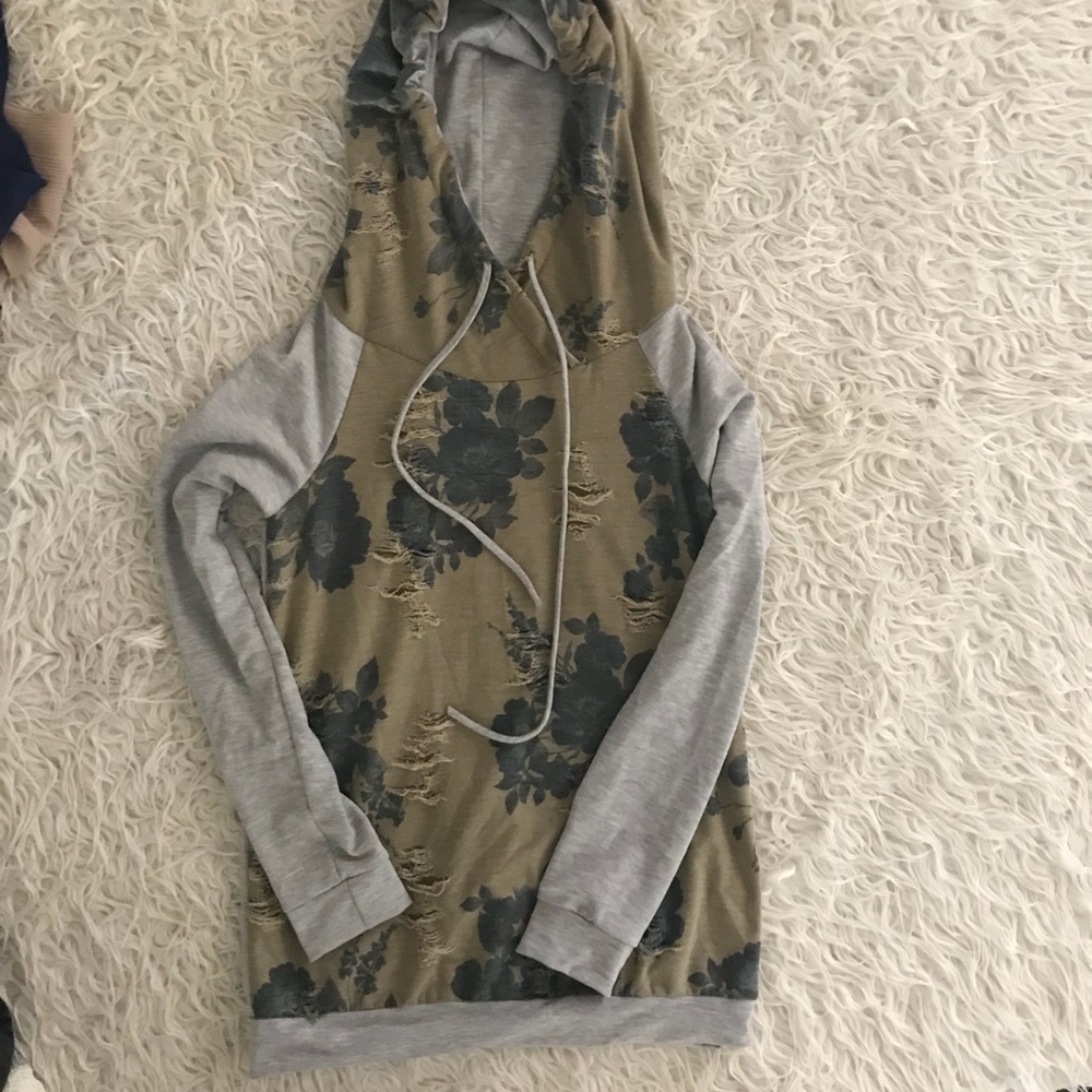 Cute distressed style sweatshirt